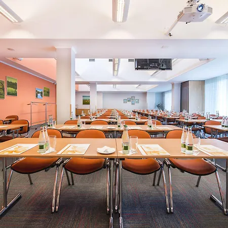 Akademie ホテル Chocerady