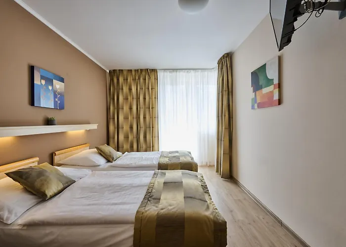 Akademie Hotel 4*