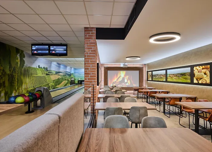 Akademie Hotel 4*